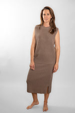 Load image into Gallery viewer, Brown Ribbed Skirt
