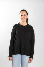 Load image into Gallery viewer, Black Crew Neck Jumper
